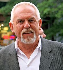 John Ratzenberger - Wikipedia