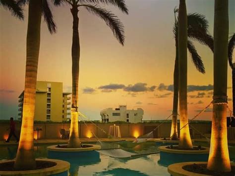 Miami Luxury Hotel | Downtown | Four Seasons Hotel Miami