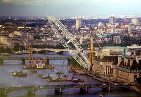 London Eye Under Construction | London eye, London places, Paris skyline