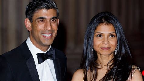 How Rishi Sunak pursued billionaire heiress wife Akshata – unearthed confession | HELLO!