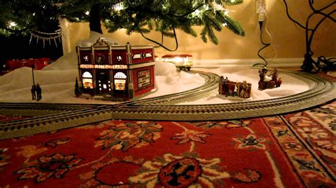 MTH 249E Christmas Train Under the Tree - YouTube