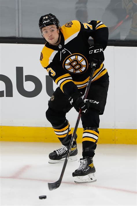 Charlie McAvoy signs eight-year, $76M extension with Bruins | Yardbarker