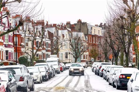 Pretty places to find snow in the UK this winter | Times of India Travel