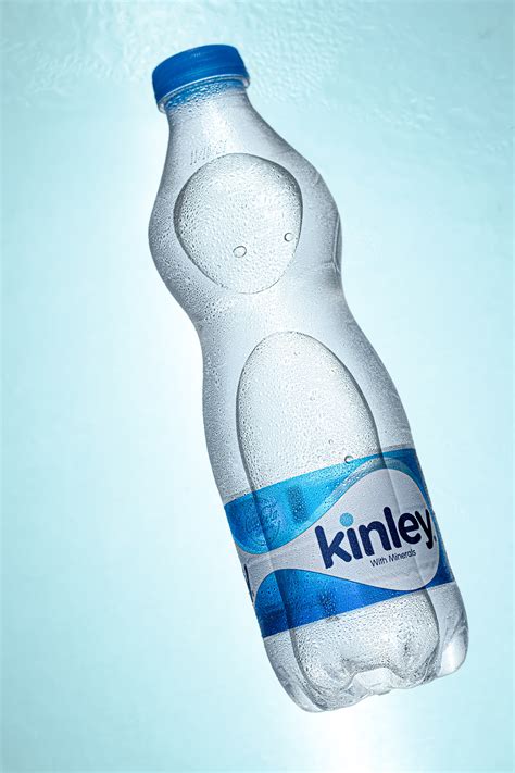 KINLEY/ WATER BOTTLE :: Behance