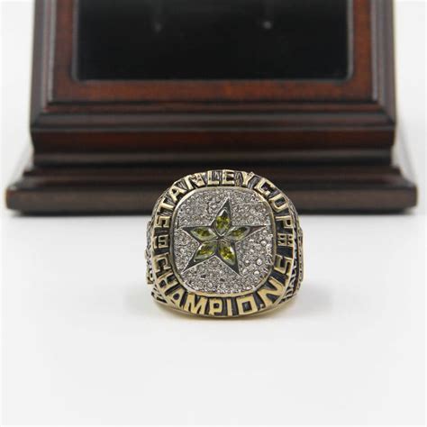 NHL 1999 Dallas Stars Stanley Cup Championship Replica Ring