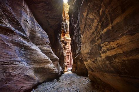 Al Khazneh: the Treasury in the ancient city of Petra, Jordan | Insight Guides Blog