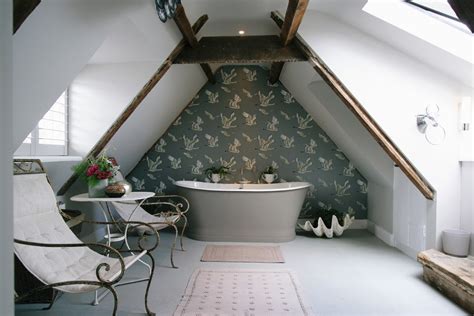 60 Practical Attic Bathroom Design Ideas - DigsDigs