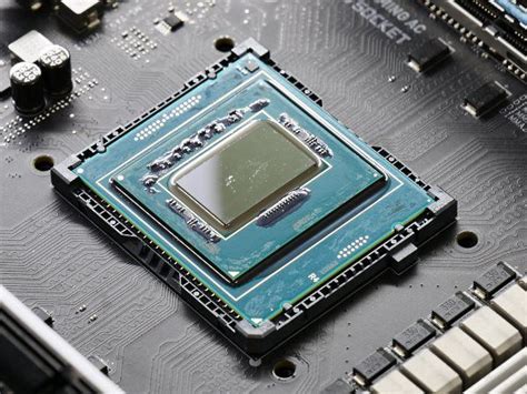 Overclocking Intel's Core i9-7900X CPU Up to 5.8 GHz | Tom's Hardware