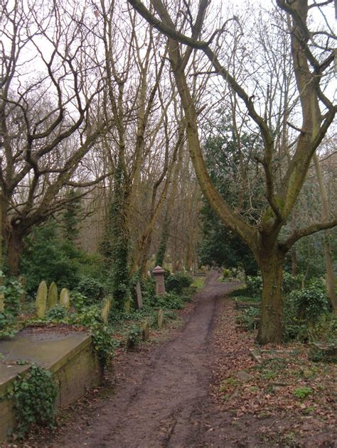 Highgate cemetery | Old cemeteries, Highgate cemetery, Highgate