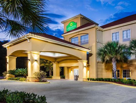 La Quinta Inn & Suites by Wyndham Baton Rouge Denham Springs, Baton Rouge (LA) | 2021 Updated ...