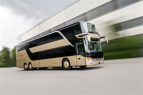 Bus Wallpapers - Top Free Bus Backgrounds - WallpaperAccess