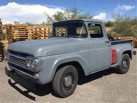 Darin's 1958 Ford F-100 - Holley My Garage