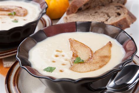 WARM PEAR SOUP | TCM World