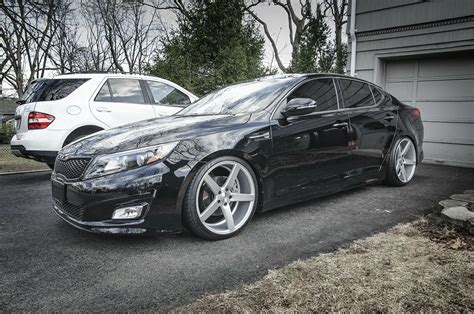 Kia Optima Vossen CV3 20x8.5