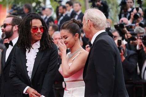 Bill Murray et Selena Gomez, l’improbable duo complice sur les marches ...