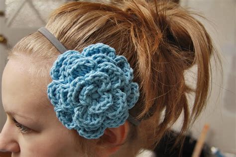 2 Crazy 4 Crafting: Crochet Hair Accessories