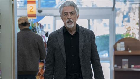 Which Episode Of Criminal Minds: Evolution Did Joe Mantegna Direct?