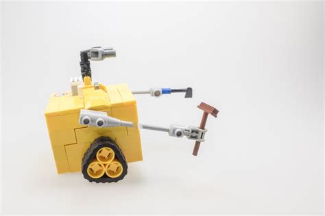 Fotos gratis : computadora, máquina, juguete, producto, figura, Lego, robot, culto, inteligencia ...