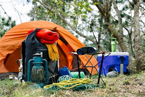 Best Compact Camping Gear Essentials For Outdoorsy City-Dwellers ...