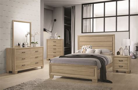 Coaster Furniture Vernon 4-Piece Panel Bedroom Set in White Washed Oak