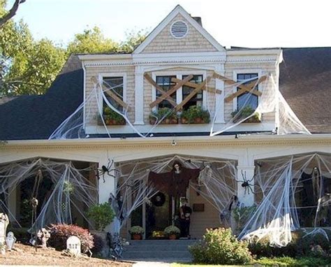 80 + CREEPY OUTDOOR HALLOWEEN DECORATION IDEAS (67) | Outside halloween decorations, Halloween ...