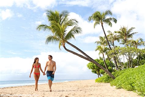 Top 12 Things To Do On Your Maui Honeymoon | Maui Hawaii