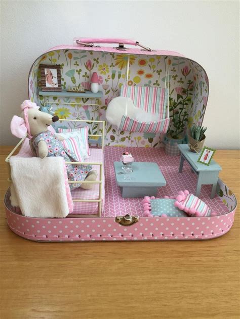 Travel doll house in Suitcase. Miniature Dollhouse. Maileg Style Mouse. Maileg House | Dollhouse ...
