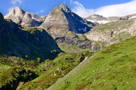 THREE GREAT HIKES IN THE STUNNING MIDI-PYRÉNÉES IN FRANCE - You Should Go Here