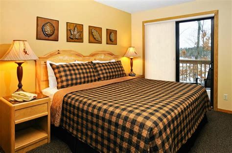 THE POINTE HOTEL & SUITES (Minocqua, WI) - foto's, reviews en ...