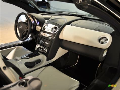 2009 Mercedes-Benz SLR McLaren Roadster Interior Color Photos ...