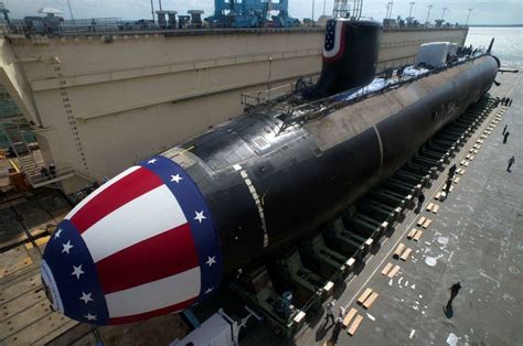 Submarine John Warner (SSN 785) in floating dry dock | Huntington Ingalls Industries