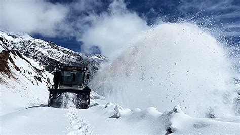 Sikkim - Army, Border Roads Organisation clear snow from roads in ...