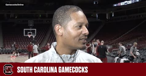 Lamont Paris News Conference – University of South Carolina Athletics