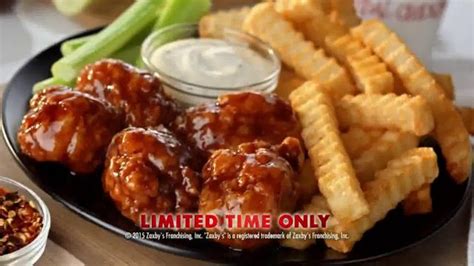 Zaxby's Boneless Wings Meal TV Spot, 'Chickenflage' Featuring Si Robertson - iSpot.tv