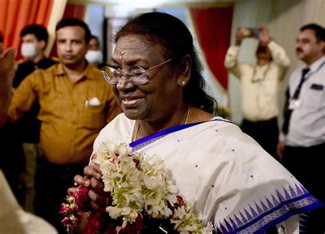 Ethnic minority woman wins India's presidential election | AP News