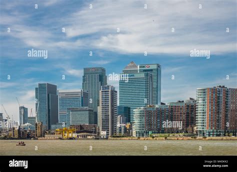 Canary Wharf skyline Stock Photo - Alamy