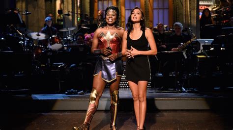 ‘SNL’ Scorecard: Gal Gadot Finally Meets The Times Square Wonder Woman