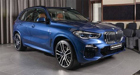 BMW X5 xDrive50i nam tính và thể thao hơn với màu sơn xanh Phytonic Blue Metallic