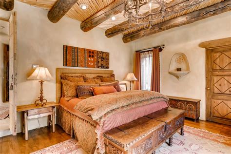 Western Decorating Style: Bedrooms, Kitchens, Living Rooms and More | HGTV