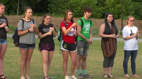 NC State students hold vigil in memory of UNC-Charlotte shooting ...