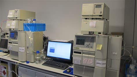 lab2-High Performance Liquid Chromatographic System (HPLC) (ID1.3) - School of Pharmacy, CUHK