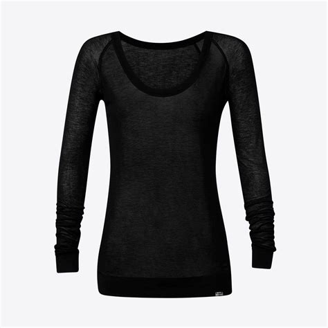 Seamless Cashmere Modal Black T-Shirt | Black tshirt, Cashmere, Print crop tops