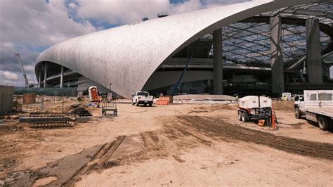 The Latest SoFi Stadium Construction Time-Lapse