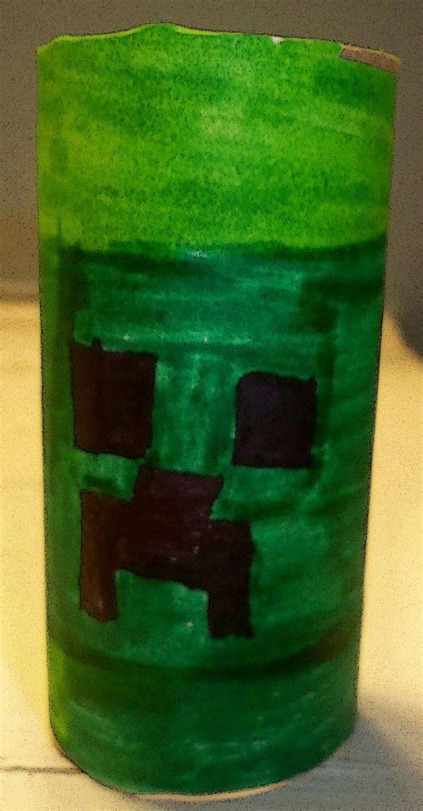 Creeper toilet paper roll by Bobguyperson on deviantART | Toilet paper roll crafts, Toilet paper ...