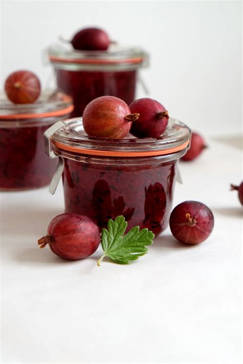 GOOSEBERRY JAM — COOKING LIKE A FOX