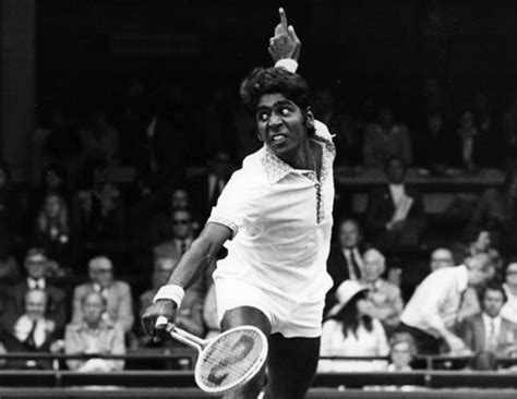 When Vijay Amritraj blew his chance for Wimbledon glory - Rediff.com Sports