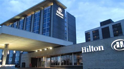 Hotel Hilton Toronto Airport (Mississauga) • HolidayCheck (Ontario | Kanada)