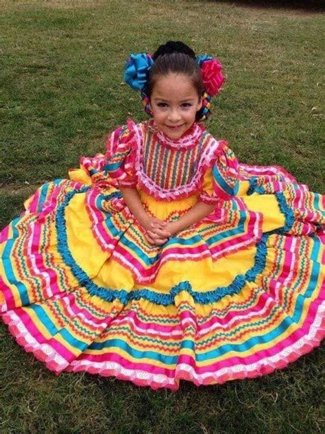 Pin by Cathey Merrill on Mexican Children | Folklorico dresses, Mexican ...