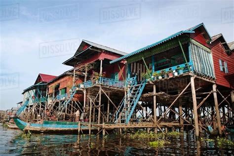 Point Hacks | Activity | Sunset tour of floating village…