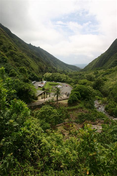 'Iao Valley State Park | Maui Guidebook